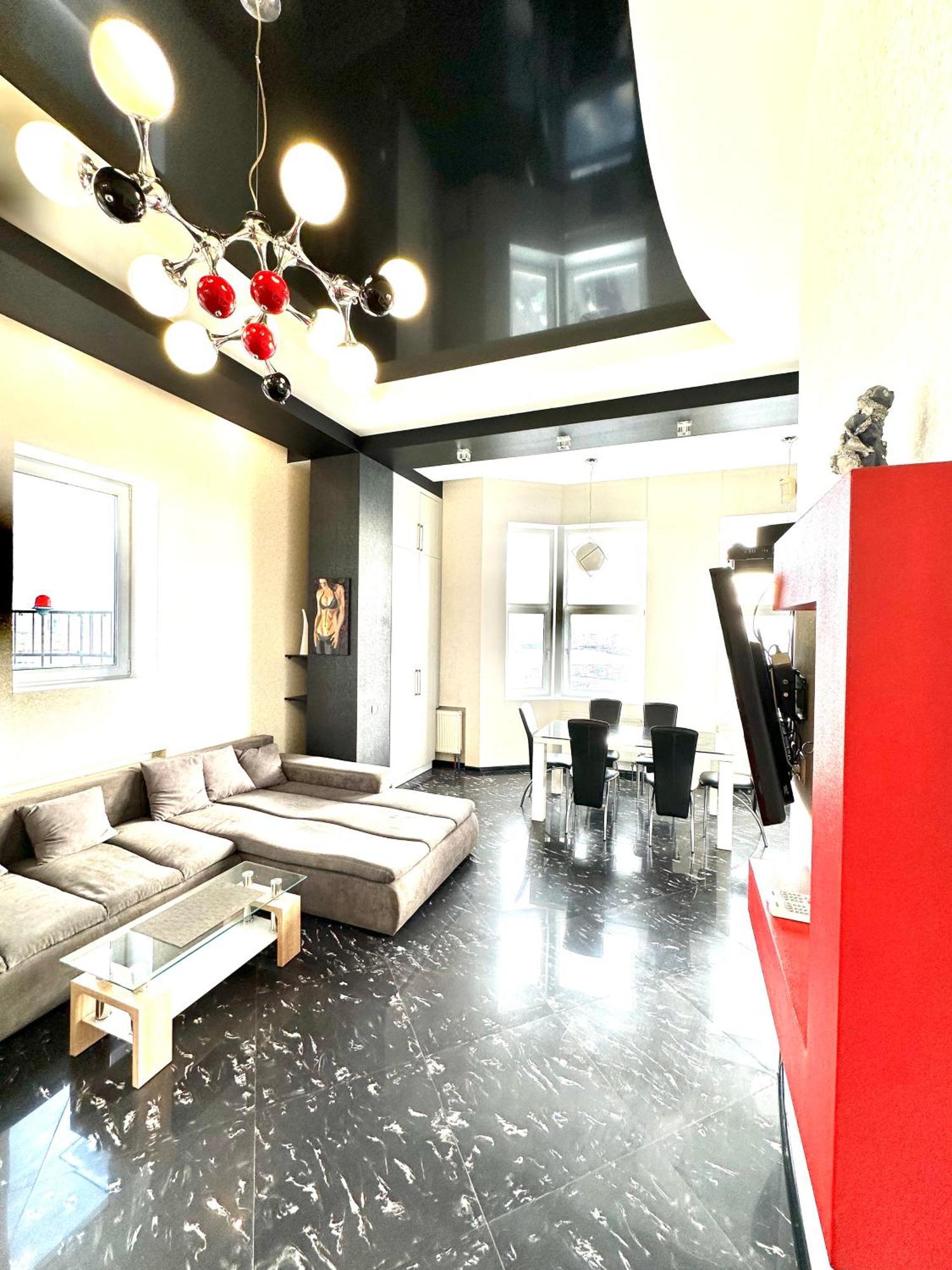 Penthouse Apartment Panoramic View 基輔 外观 照片