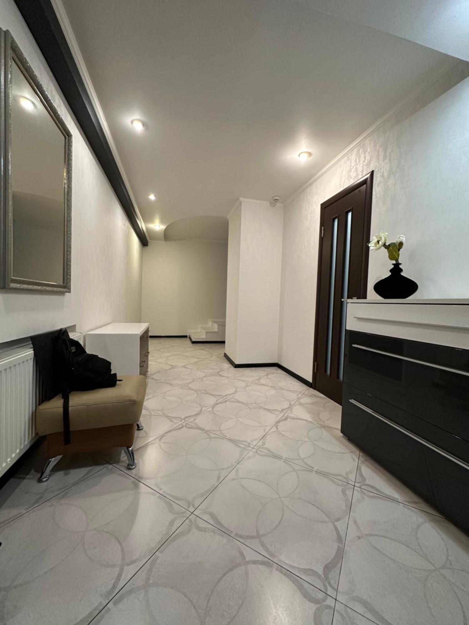 Penthouse Apartment Panoramic View 基輔 外观 照片